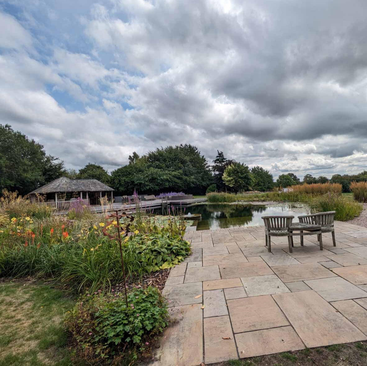 Pond & patio maintenance